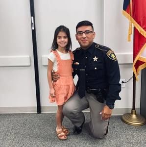 Meet your Posher, Lawrence